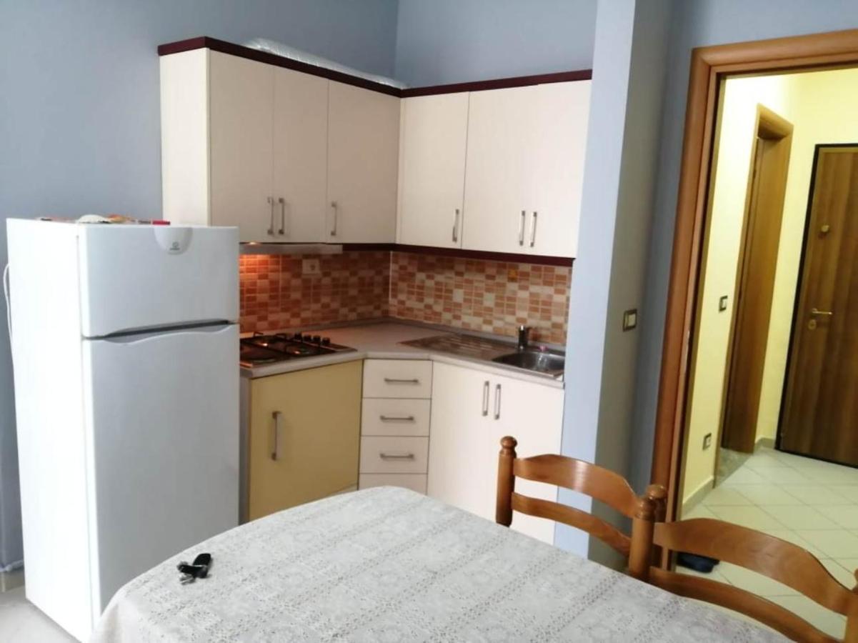 Lungomare Apartament Sea View Vlorë Buitenkant foto
