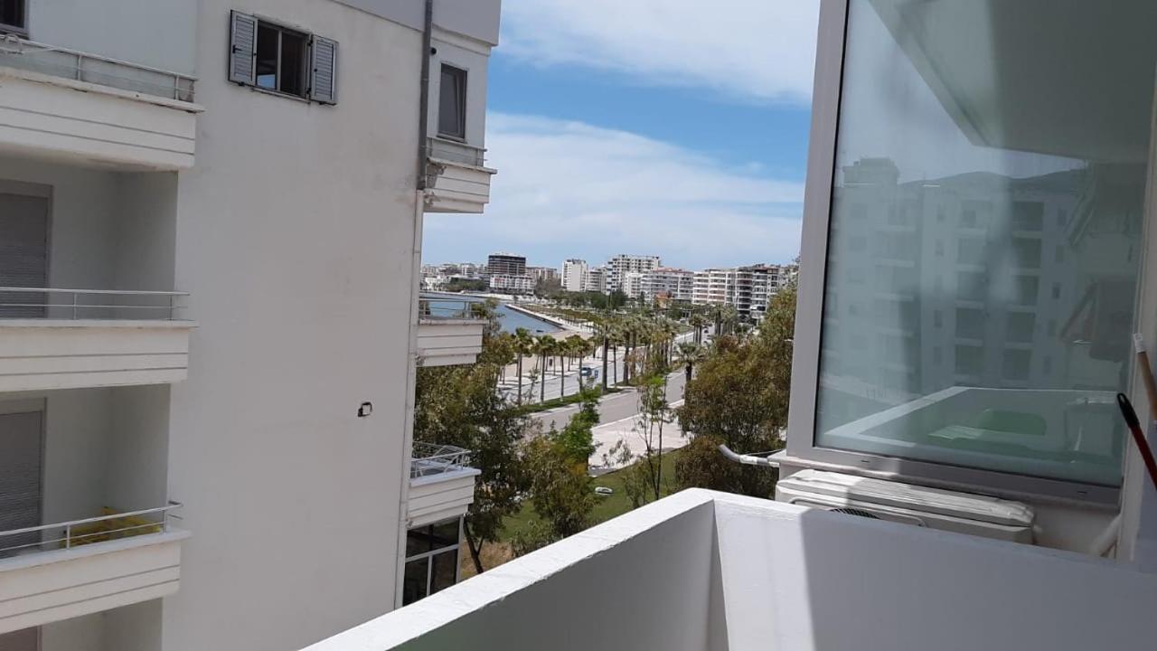 Lungomare Apartament Sea View Vlorë Buitenkant foto