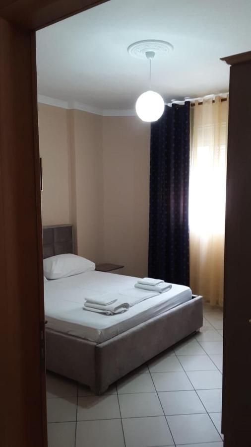 Lungomare Apartament Sea View Vlorë Buitenkant foto