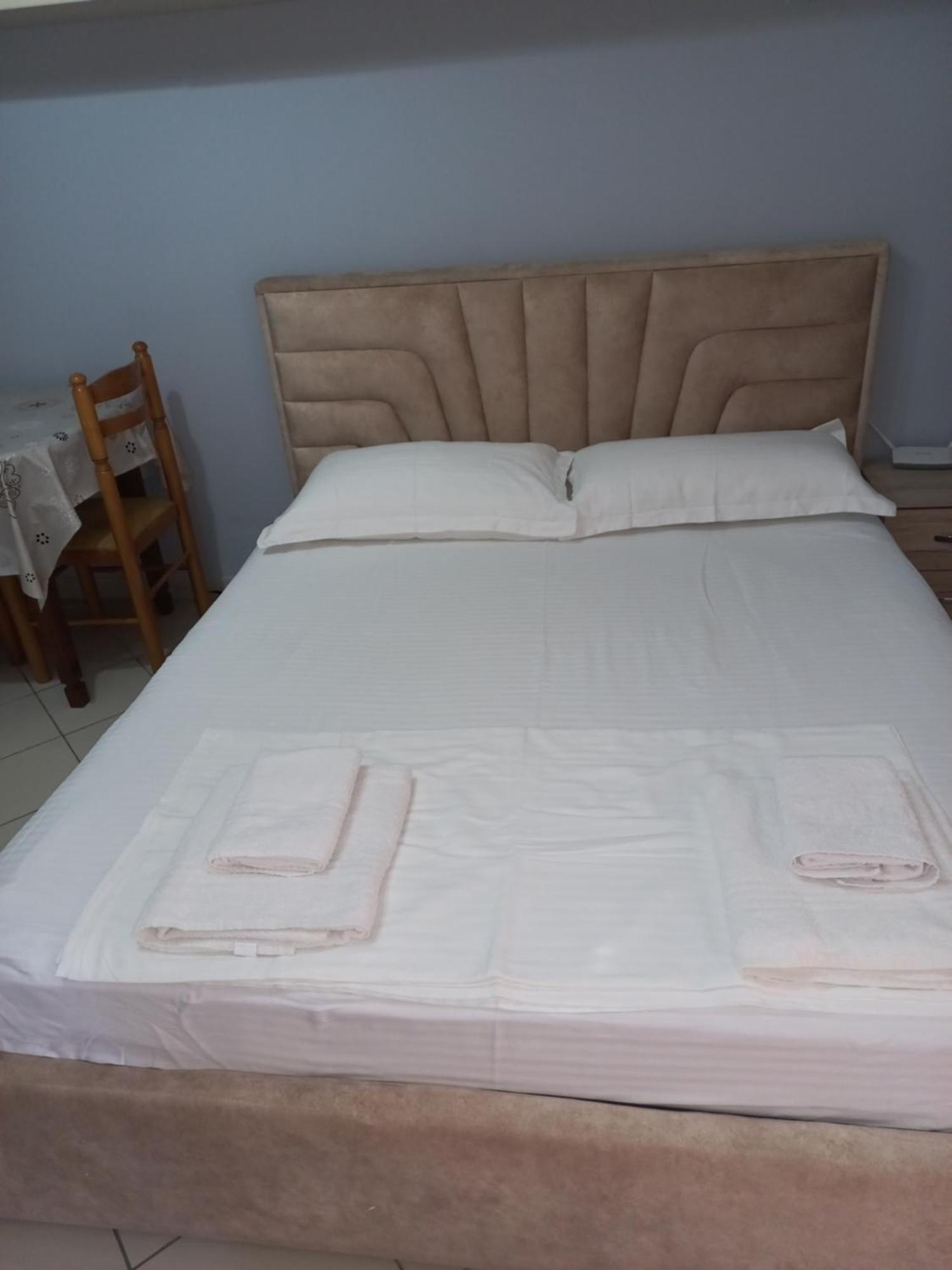 Lungomare Apartament Sea View Vlorë Kamer foto