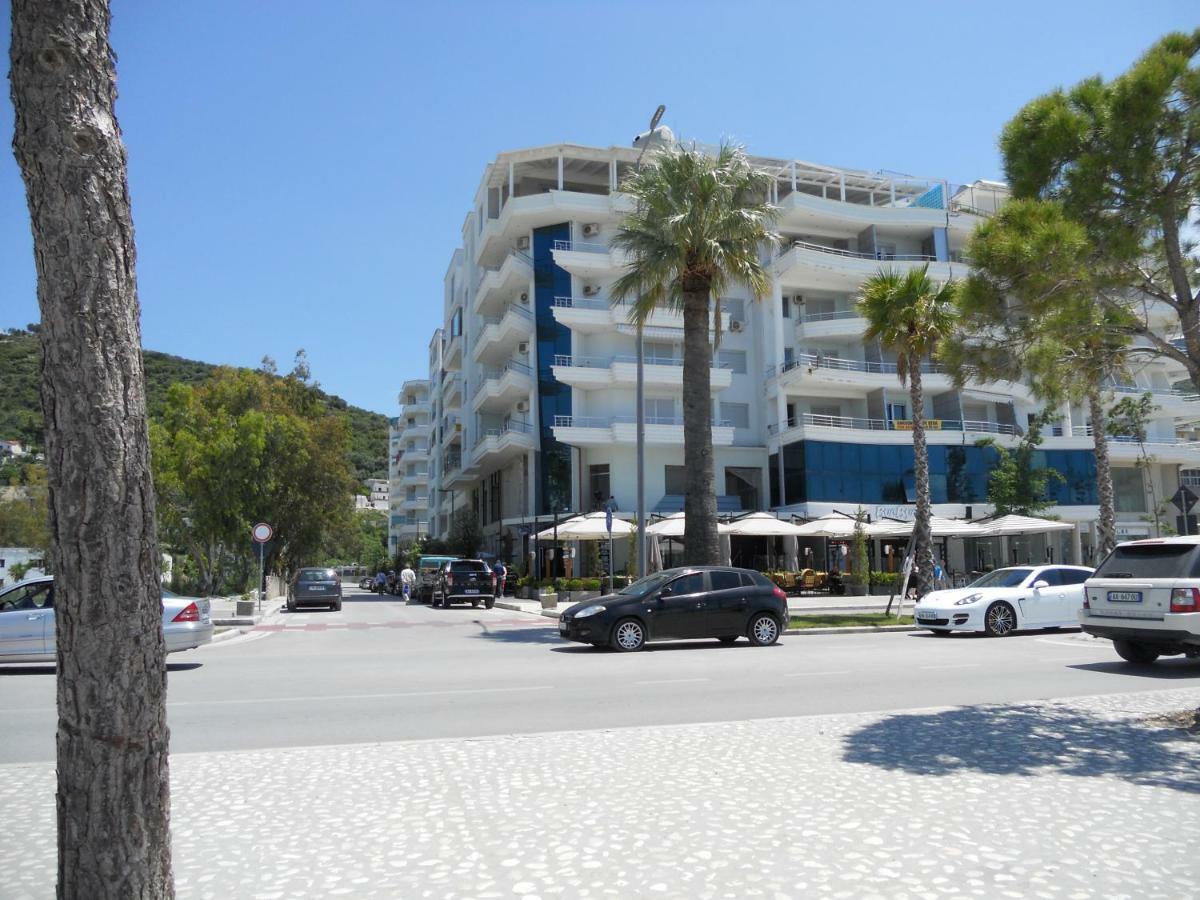 Lungomare Apartament Sea View Vlorë Buitenkant foto